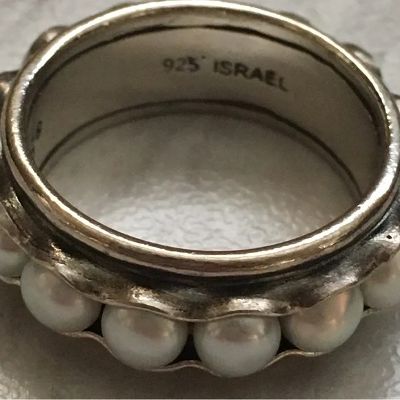 Sterling Silver Ring - Picture 3 of 4